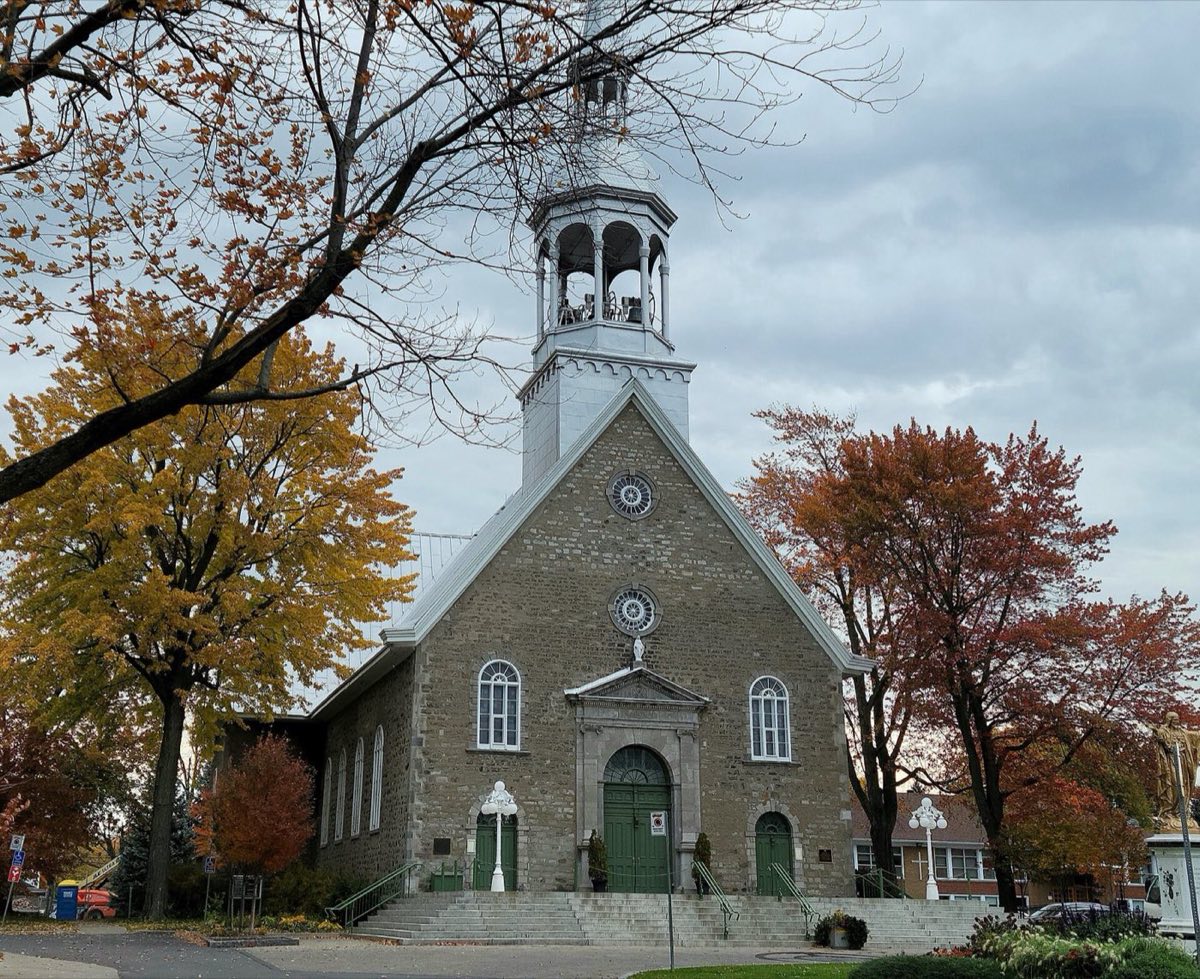 Église Sainte-Famille on boulevard Marie-Victorin, Vieux-Boucherville