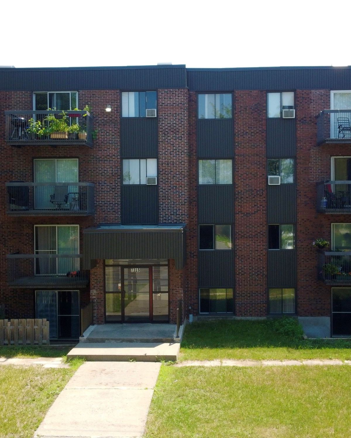 The front elevation of 7315 avenue Chauvin