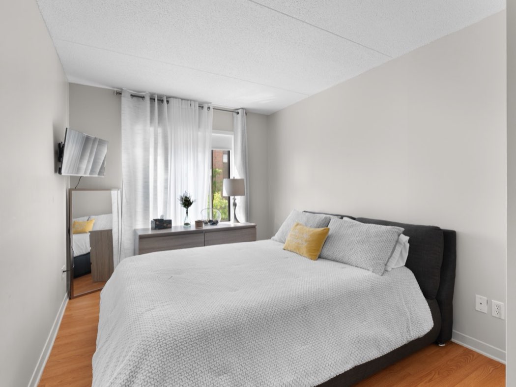 Second bedroom