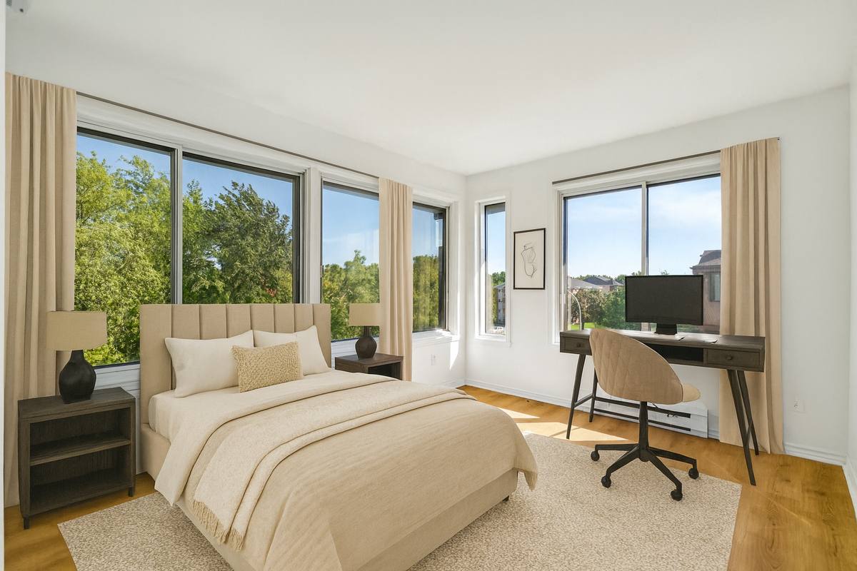 Third bedroom of a 5½ for rent at 43-73 Place Mercier (staged)