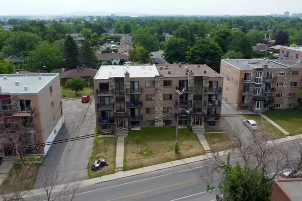 The row of buildings on boulevard Saint-Elzéar Ouest, from the air
