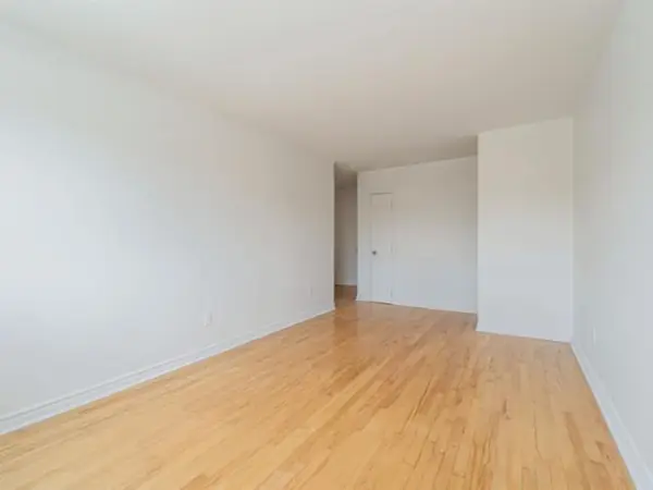 4½ at 1020 rue de Salaberry